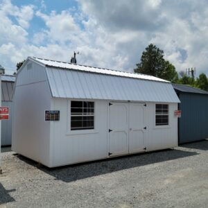10X20 LOFTED BARN