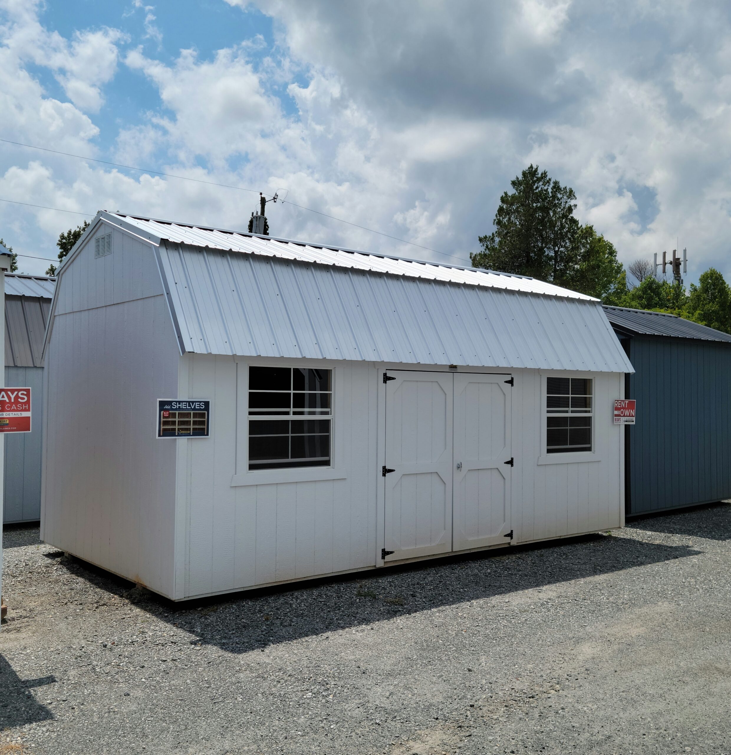 10X20 LOFTED BARN