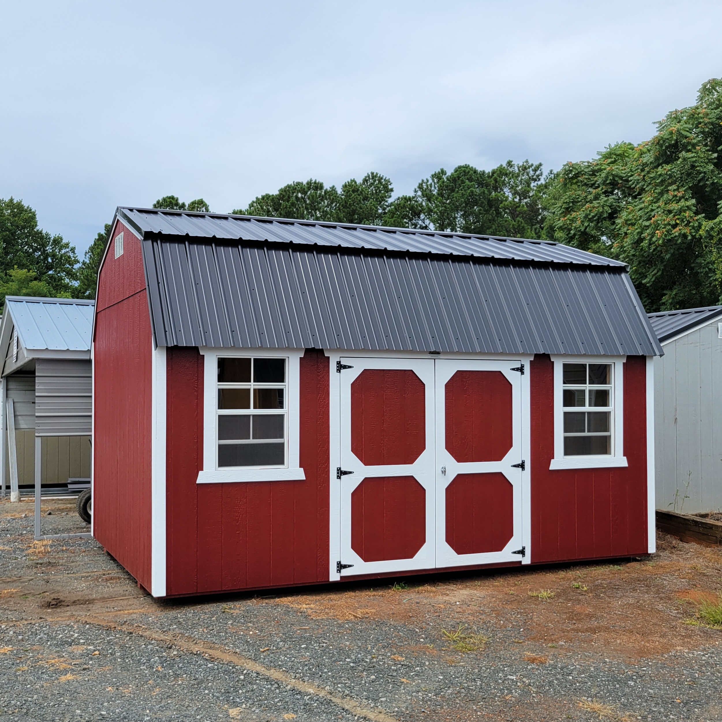 10X16 LOFTED BARN