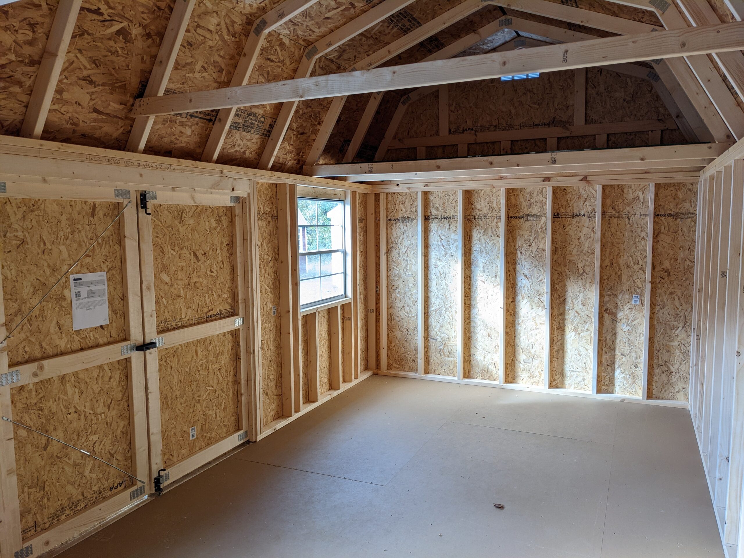10X20 LOFTED BARN